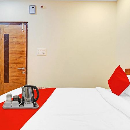 Hotel O Night Eye Hyderabad Esterno foto