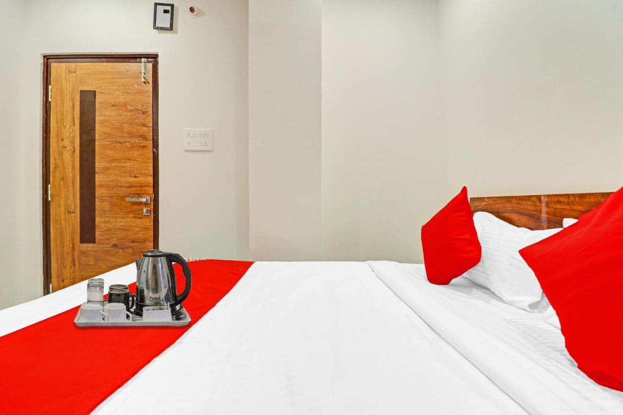 Hotel O Night Eye Hyderabad Esterno foto