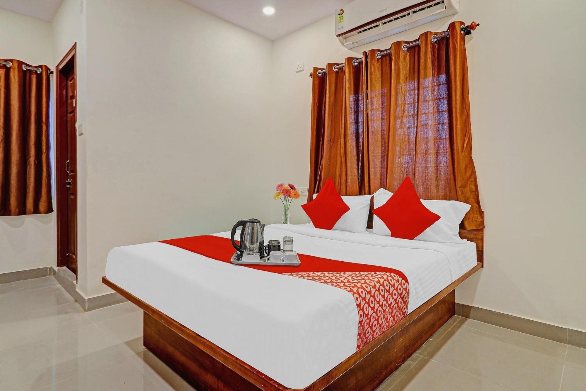 Hotel O Night Eye Hyderabad Esterno foto